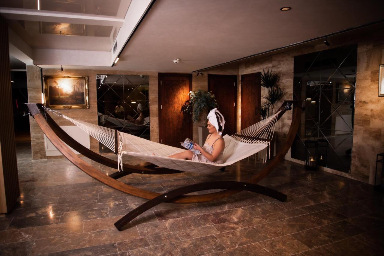 Hotel Borovi Forest Resort & Spa Сьєниця Екстер'єр фото