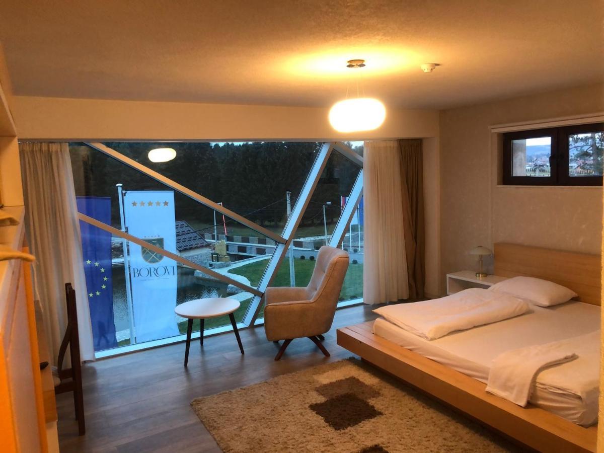 Hotel Borovi Forest Resort & Spa Сьєниця Екстер'єр фото