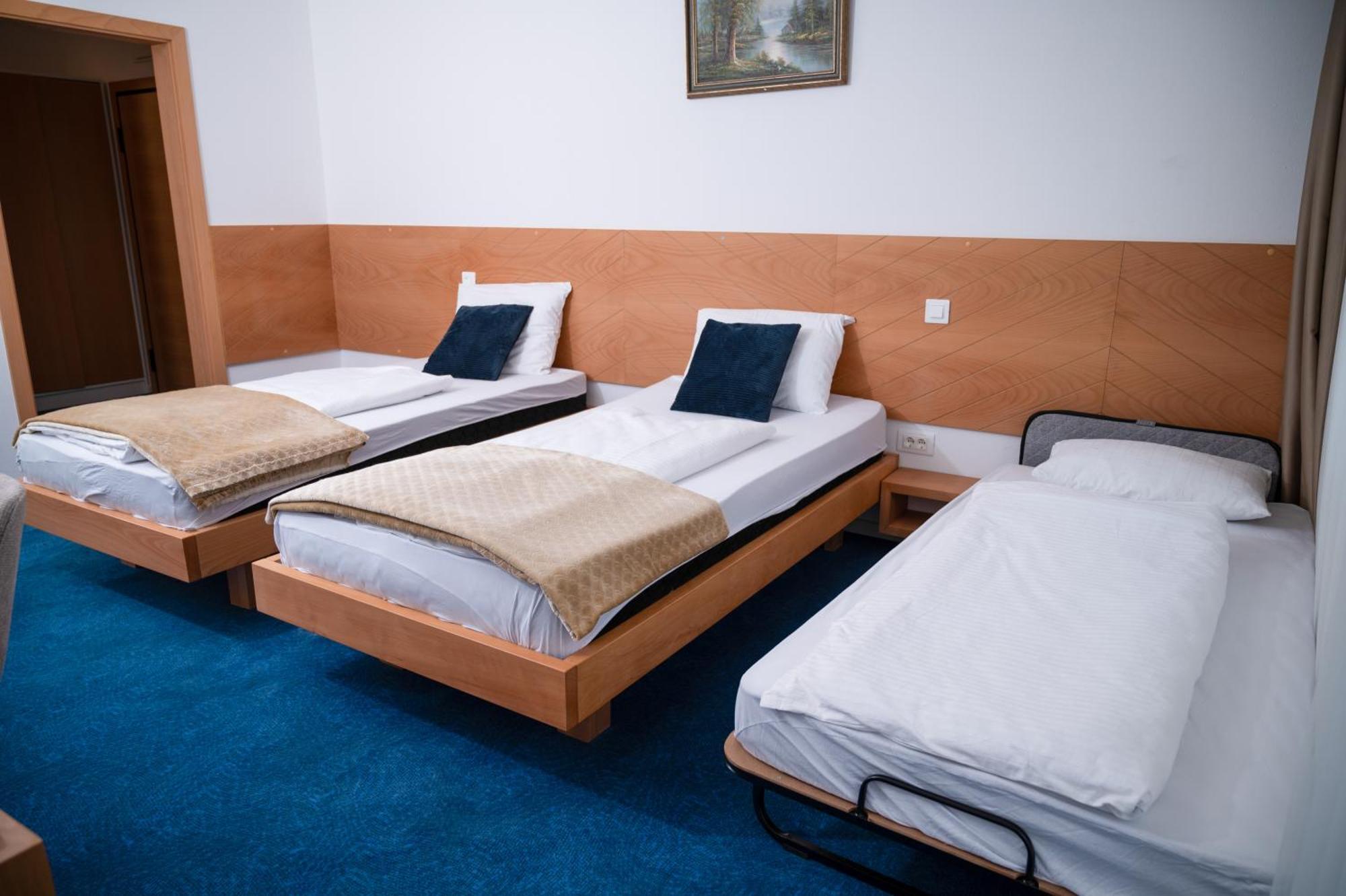 Hotel Borovi Forest Resort & Spa Сьєниця Екстер'єр фото